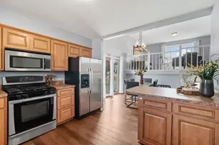 10725 15th Ave N, Plymouth, MN 55441 - Photo 8