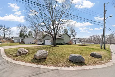 10725 15th Avenue N, Plymouth, MN 55441 - Photo 42