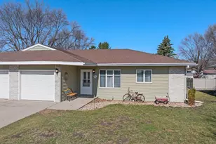 304 Orlano Ave N, Canby, MN 56220 - Photo 2