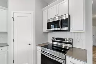 153 Gambel St, River Falls, WI 54022 - Photo 8