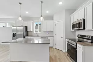 153 Gambel St, River Falls, WI 54022 - Photo 24