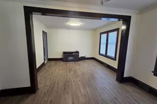 2040 Stillwater Ave E, Saint Paul, MN 55119 - Photo 6