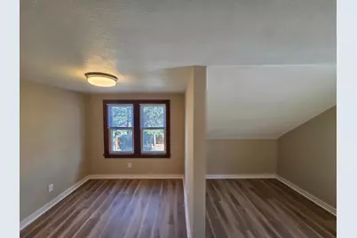 2040 Stillwater Avenue E, Saint Paul, MN 55119 - Photo 8