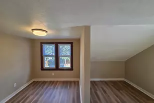 2040 Stillwater Ave E, Saint Paul, MN 55119 - Photo 8