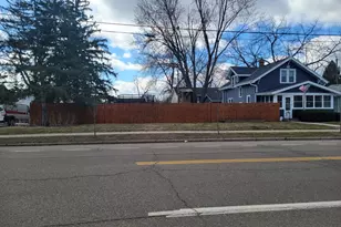 2040 Stillwater Ave E, Saint Paul, MN 55119 - Photo 8