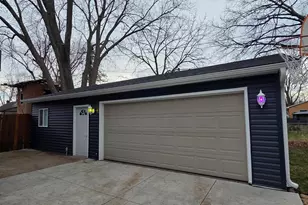 2040 Stillwater Ave E, Saint Paul, MN 55119 - Photo 10