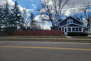 2040 Stillwater Ave E, Saint Paul, MN 55119 - Photo 2