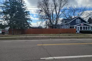 2040 Stillwater Ave E, Saint Paul, MN 55119 - Photo 4