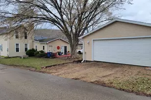 203 E 7th St, Red Wing, MN 55066 - Photo 4