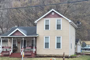 203 E 7th St, Red Wing, MN 55066 - Photo 2