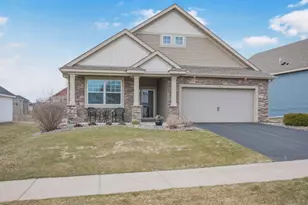 11511 Brookview Dr, Maple Grove, MN 55311 - Photo 2