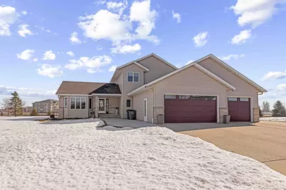 722 42nd Avenue S, Moorhead, MN 56560 - Photo 4