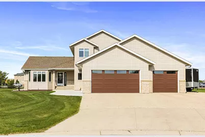 722 42nd Avenue S, Moorhead, MN 56560 - Photo 4