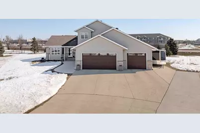 722 42nd Avenue S, Moorhead, MN 56560 - Photo 1