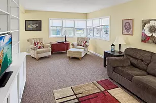 841 Redwood Dr, Fairmont, MN 56031 - Photo 8