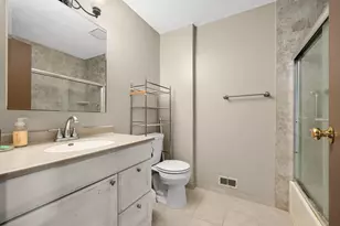 732 Rondo Ave, Saint Paul, MN 55104 - Photo 20