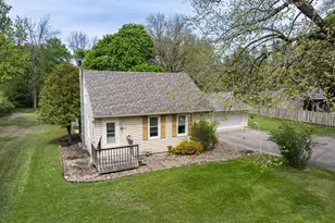 2304 15th Ave SW, Austin, MN 55912 - Photo 1