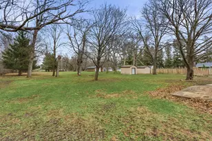 2304 15th Ave SW, Austin, MN 55912 - Photo 6