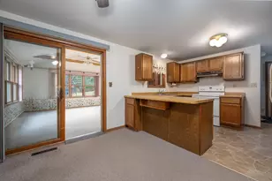 309 Warren St, Balsam Lake, WI 54810 - Photo 4