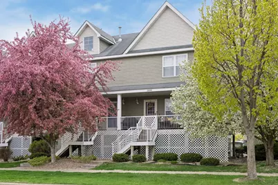 2898 Clover Ridge Drive, Chaska, MN 55318 - Photo 2