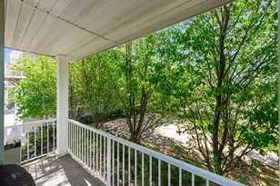2898 Clover Ridge Dr, Chaska, MN 55318 - Photo 4