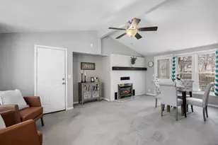 4741 Edgewood Ave N, Crystal, MN 55428 - Photo 4