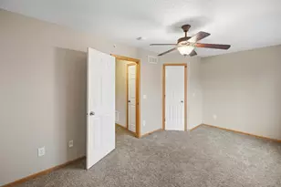 9126 Fox Ct, Victoria, MN 55386 - Photo 28