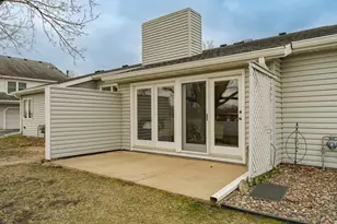 1604 10th Ave SE, Rochester, MN 55904 - Photo 2