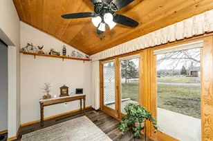 1604 10th Ave SE, Rochester, MN 55904 - Photo 6