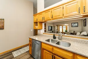 1604 10th Ave SE, Rochester, MN 55904 - Photo 14