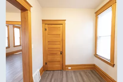 810 Concordia Avenue, Saint Paul, MN 55104 - Photo 2