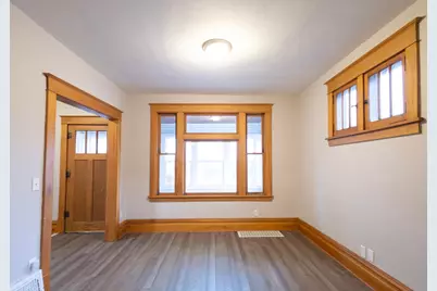 810 Concordia Avenue, Saint Paul, MN 55104 - Photo 8