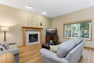 4522 Impatiens Ave N, Brooklyn Park, MN 55443 - Photo 8