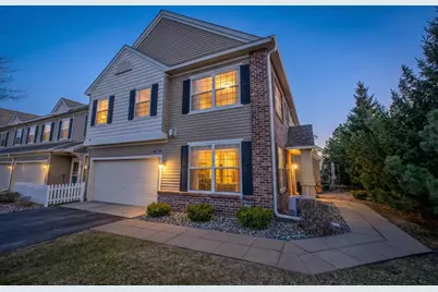 4470 Rosemary Way #2, Hugo, MN 55038 - Photo 2