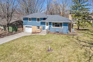 8180 Julianne Terrace, Golden Valley, MN 55427 - Photo 2