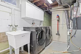 8180 Julianne Terrace, Golden Valley, MN 55427 - Photo 28