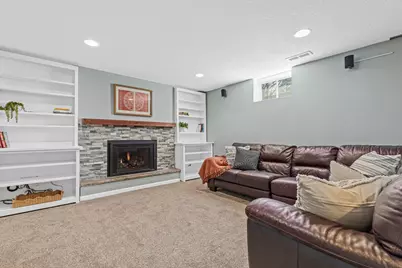 8180 Julianne Terrace, Golden Valley, MN 55427 - Photo 24