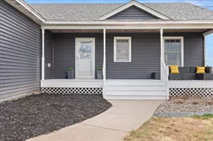 38616 Pine Ave, Center City, MN 55012 - Photo 2