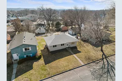 235 14th Avenue S, South Saint Paul, MN 55075 - Photo 1