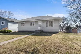235 14th Ave S, South Saint Paul, MN 55075 - Photo 2