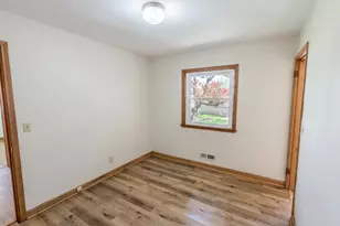 4900 Russell Ave N, Minneapolis, MN 55430 - Photo 10