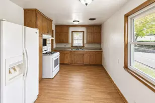 4900 Russell Ave N, Minneapolis, MN 55430 - Photo 4