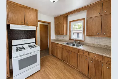 4900 Russell Avenue N, Minneapolis, MN 55430 - Photo 6