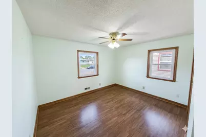 4900 Russell Avenue N, Minneapolis, MN 55430 - Photo 8