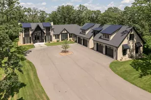 6620 Buckthorn Dr NW, Rochester, MN 55901 - Photo 2