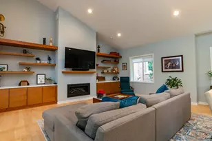 1409 Edgcumbe Rd, Saint Paul, MN 55116 - Photo 8