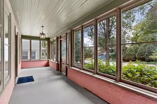 811 6th St SW, Rochester, MN 55902 - Photo 4