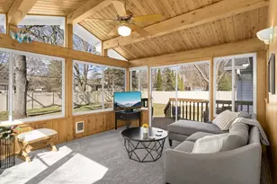 8190 Duluth St, Golden Valley, MN 55427 - Photo 8