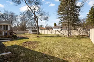 8190 Duluth St, Golden Valley, MN 55427 - Photo 26