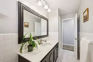 1605 Hillsboro Ave, Golden Valley, MN 55427 - Photo 20